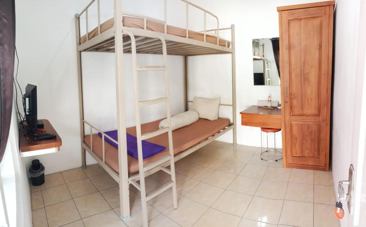 Sultan Guesthouse ตุลุงอากุง ภายนอก รูปภาพ