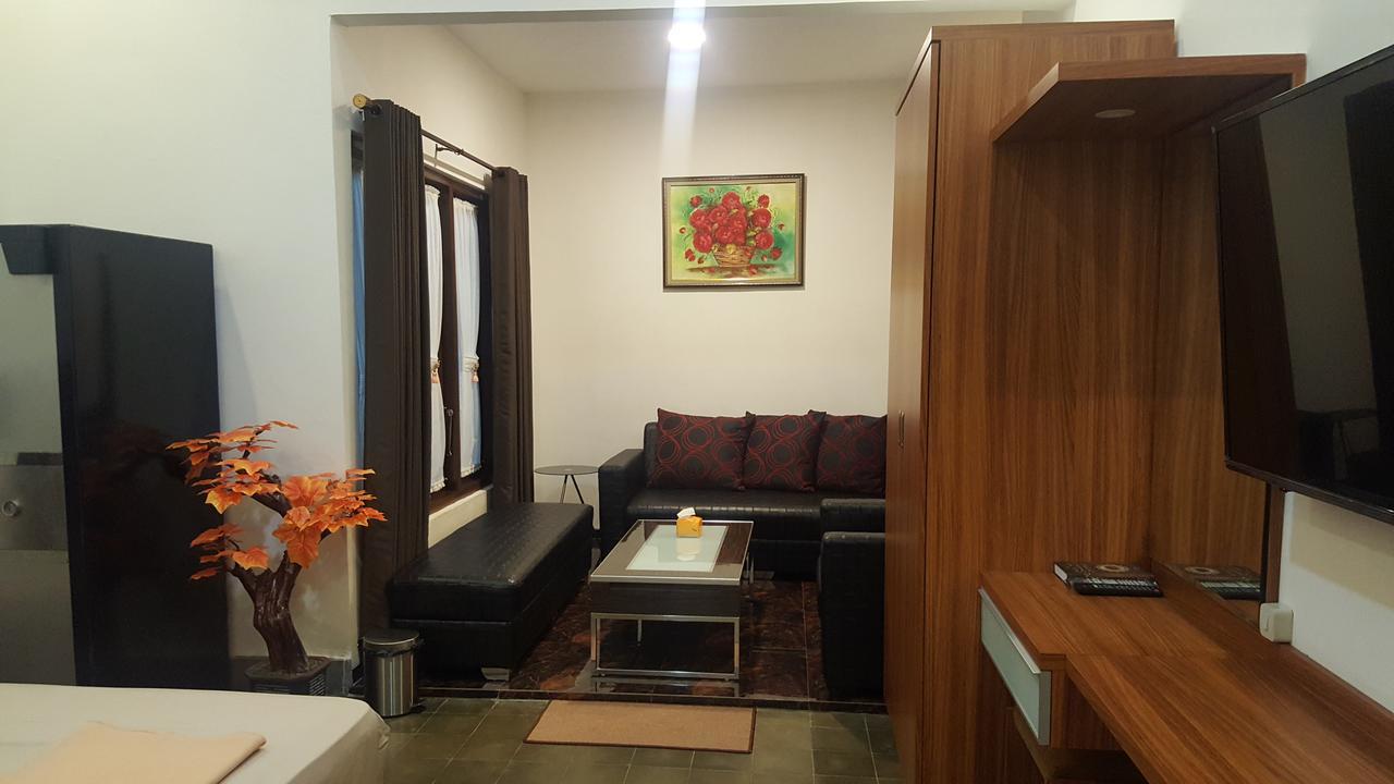 Sultan Guesthouse ตุลุงอากุง ภายนอก รูปภาพ