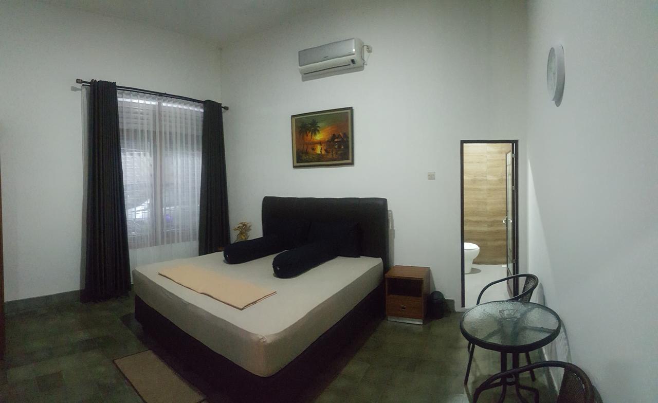 Sultan Guesthouse ตุลุงอากุง ภายนอก รูปภาพ