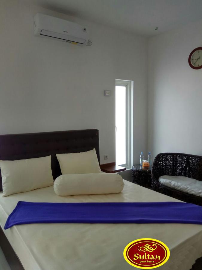 Sultan Guesthouse ตุลุงอากุง ภายนอก รูปภาพ